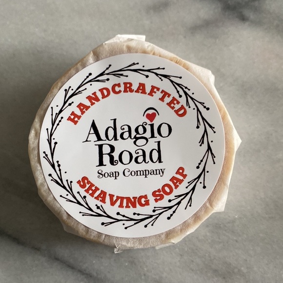 NIP- Men's Kokum Tallow Goatmilk Shaving Soap Puck, Sea Salt & Driftwood - Picture 3 of 3